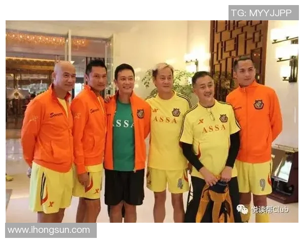 明星与足球明星亲密接触的背后究竟隐藏着什么秘密真相